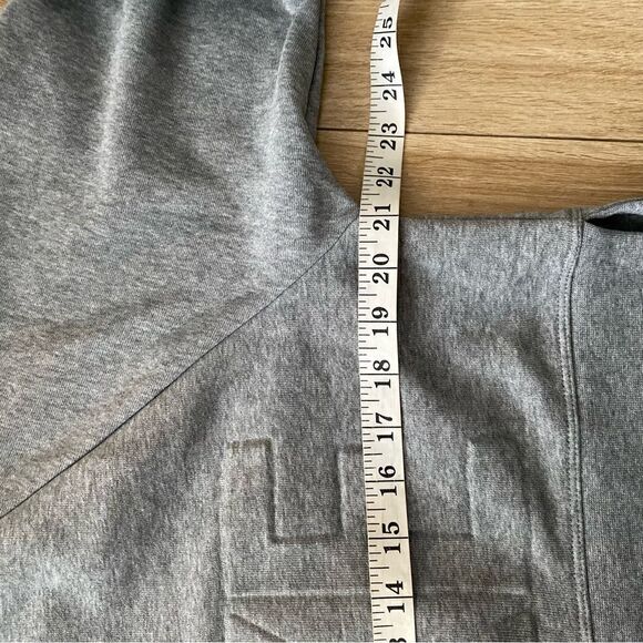 Nike Dri Fit Grey Puff Logo Sweater Womens Size XS - Picture 5 of 7